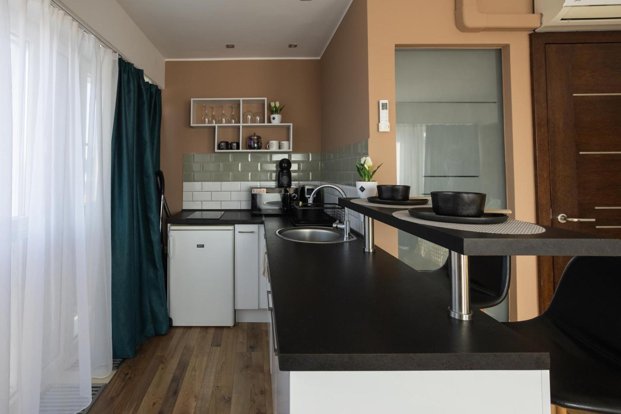 Hellowine Apartman II Eger Exterior photo